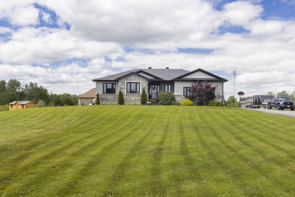 274 Country Lane Drive, Carleton Place, Ontario K7C 3P2 Michale Fyke